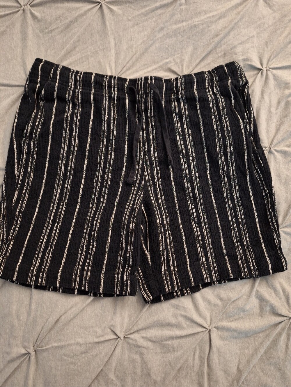 Denim Co L Cotton Black And White Shorts